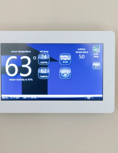 Professional thermostat installation and repair service in Maui by Synairgy Mechanical HVAC